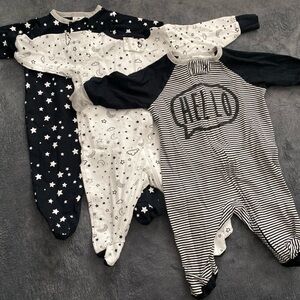 Gerber Black and White Star and Stripe Footies